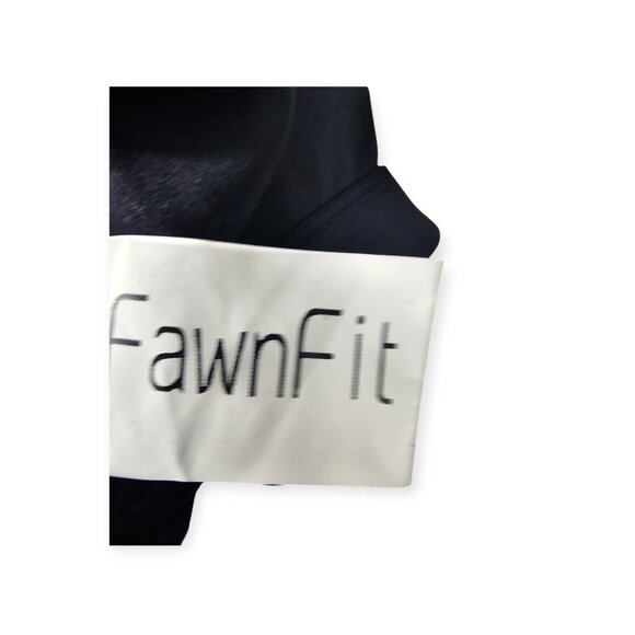 FawnFit Cropped Tank Top Bralette Women's Medium Black Activewear NWT - Picture 5 of 6
